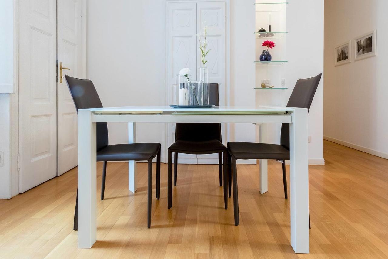 Joivy Lovely Flat For 5 Close To Sforzesco Castle Milão Exterior foto